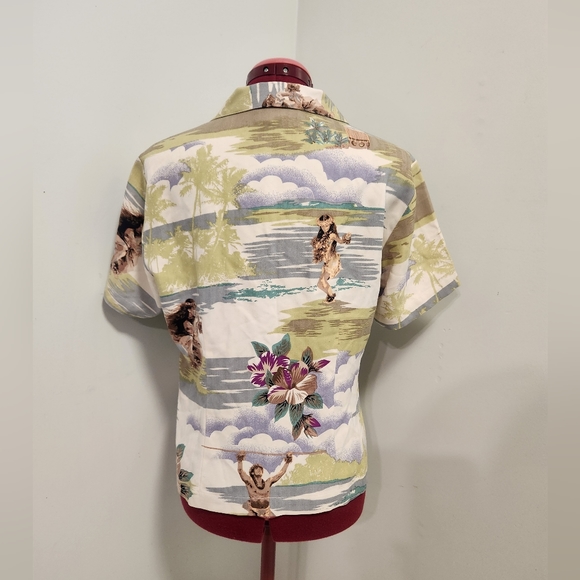 Kim Taylor Reece collection by Hilo Hattie Hawaiian print shirt - Picture 3 of 9